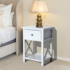 Ob Als Beistelltisch Im Wohnzimmer Als Nachttisch Neben Dem Bett Oder Als Blume Beistelltisch Mit Schublade Wohnzimmertisch Mit Schublade Nachttisch Schublade