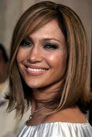 Jennifer Lopez Soft And Feminine Medium Length Hairstyles L Www Sophisticatedallure Com Straight Hairstyles Medium Short Hair Lengths Medium Length Hair Styles