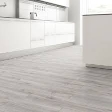 parquet stratifie imitation bois gris medium joka 933 ldx westside 9621 oak white grey v4 bricoflor pisos vinilico decoracao casas