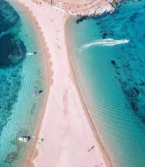 Kolona Beach Kythnos Greece By Vassia Kostara W Iov000 The Daily Traveller Www Dailytraveller Gr Follow M Kythnos Beautiful Beaches Most Beautiful Beaches