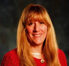 Mandi Murray's Instagram, Twitter & Facebook