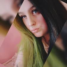 New Snickers Dessert Bar now available at Iceland Foods 😊🏃‍♀️🏃