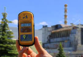 Denne betongkonstruksjonen som er mer enn hundre meter høy, som kommer til å luke den første sarkofagen, er svært nedbrutt. Pa Dagstur Til Tsjernobyl Renates Reiser