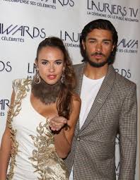 Vanessa lawrens (les anges 11) : La Villa Des Coeurs Brises 2 Nt1 Vanessa Lawrens Avec Tele Star