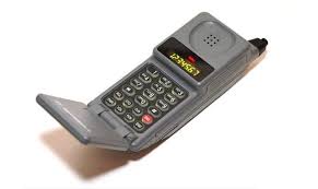 Nokia is the official phone partner for the 25th james bond film, no time to die. Celular Completa 30 Anos No Brasil Cidade Azul Noticias