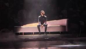 Apart from revolutionising the malaysian music scene with their blend of pop, r&b and hip hop, dato' norman abdul halim heads a successful business empire, kru studios, with dato' yusry abdul halim specialising in film, media. Persembahan Sufian Suhaimi Di Ajl 33 Curi Perhatian