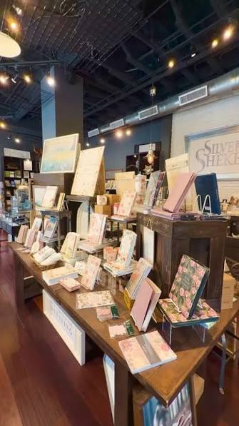 Mefoar Judaica Megastore