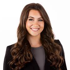 Matt Pendleton Photo: Content Partner for Brands, Headshots, Grad Photos