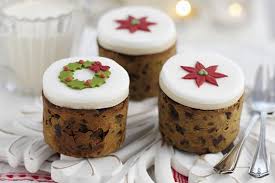 These traditional christmas desserts are essential for the holidays, including yule logs, sugar cookies, fruitcake, and more. Best Christmas Desserts 10 Of The Best Christmas Desserts Ever