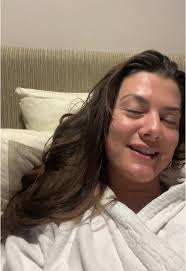 Sam Fay (@itssamfay)