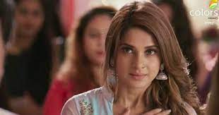 Pin By Agxcb Ccxcvbc On أزياء النساء Jennifer Winget Jenny Jennifer