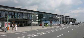 Bei dem flughafen hannover handelt es sich um den größten flughafen des bundeslandes niedersachsen. Gunstig Kostenfrei Parken Dortmund Flughafen Melookyoubook