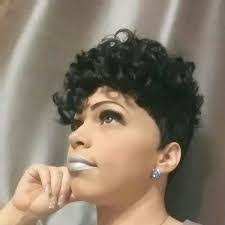 Fannie Herring's Instagram, Twitter & Facebook