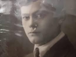 Sharpening old WWII photo?