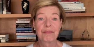 Former Hillary Clinton Intern Explains Why He's 'With Her'