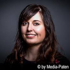 Nicole Hannak Sprecher