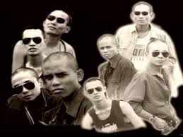 Download lagu, lirik lagu, dan video klip terbaru. Download Lagu Uks Bila Diri Disayangi Lirik Enasscoop