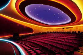 A bearded vultures from zoo berlin will be released into the wild in andalusia. Bauwelt Zoo Palast