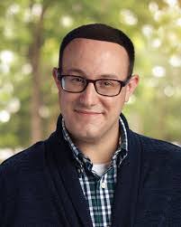 Kara Cantrell's Instagram, Twitter & Facebook