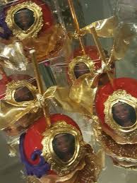 Black And Gold Candy Apples Candy Apples Oneskinnybaker Chocolate Covered Apples Candy Apple Recipe Candy Apples