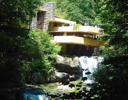 Fig 8 vista dal lato la casa sulla cascata, nell'evolversi come un grande albero sulla verticale del grande camino con i suoi piani e volumi in tutte le direzioni dello spazio, ci. Perche Visitare La Casa Sulla Cascata Di Frank Lloyd Wright E Sempre Una Buona Idea Spinning The Globe