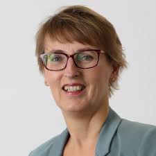 sharingiscaring #albertheijn #voedselbank #goedvoorelkaar  #kleinebeetjeshelpen #payitforward