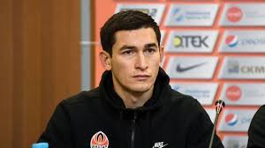 Stepanenko играет с 2010 в шахтер донецк (шахтер). Taras Stepanenko O Futbolkah Patriotizme I Nalogah Novosti Futbola Futbol Segodnya