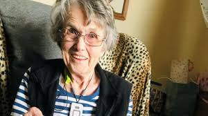 Yarn manufacturer 'wool' of praise for charitable efforts of Killen  knitting enthusiast