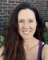 Amanda Shrader's Instagram, Twitter & Facebook