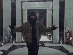 Inside drake's $8 million mansion with a pool that puts hugh hefner to shame. Drake S Toronto Mansion Tour In Architectural Digest Fans Floored