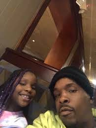 Sandra Mixon's Instagram, Twitter & Facebook