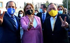 María eugenia campos galván, conocida como maru, es la presidente municipal de chihuahua con licencia, candidata por el pan a gobernadora del estado homónimo este. 4oj3mcgqp0lhim