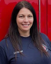 Nicole Akin's Instagram, Twitter & Facebook