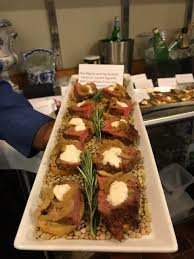 Spiced maui maui, on chipotle slaw, roasted garlic cilantro aioli at our laguna beach taco stand! Sneak Preview Of 2020 S Tastiest Catering Trends Jacquies Gourmet Catering Wedding Caterers Indianapolis In