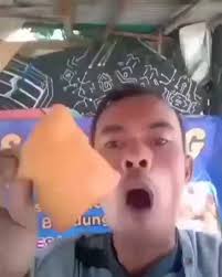 Kencrotawn On Twitter Stratehi Penjualan 4 0 Meme Spongebob Lucu