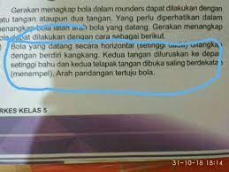 Aug 22, 2021 · cara melakukan operan ini adalah memegang bola setinggi dada dan dekat dengan. Jelaskan Cara Melempar Bola Permainan Bola Basket Cara Golden