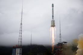 El cohete debería llevar la sonda a marte y es la primera misión de este tipo para el vector chino. Tianwen 1 China Instalo Un Cohete Y Esta Mas Cerca De Lanzar Su Mision A Marte Infobae