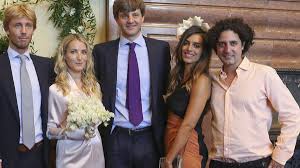 Klicken sie hier, um das facebook page plugin einzublenden. Prinz Ernst August Jr Familie Gasteliste Location So Wird Die Welfenhochzeit News De