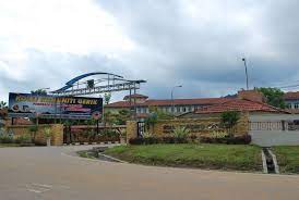 Setakat ini terdapat 103 buah kolej komuniti di berbagai lokasi di setiap negeri di seluruh kolej komuniti berada di bawah kendalian jabatan pendidikan politeknik dan kolej komuniti (jppkk), kementerian pendidikan malaysia (kpm). Kolej Komuniti Gerik å¤§é¦¬éœ¹é›³ç¤¾åŒºå­¦é™¢