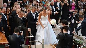 Living, loving, and working to help you. Tennis Star Serena Williams Verlobung Mit Reddit Grunder Gala De