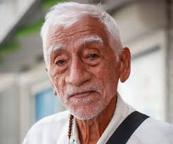 Don Hino, un billetero arraigado a su pueblo Naranjito