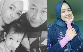Menurut farah lee di instagram, dia berharap agar permulaan baru yang lebih baik di dalam kehidupannya. Dulu Awal Awal Kakcik Bercerai Papa Terus Suggest Kakcik Sambung Belajar Oversea Farah Lee Gempak