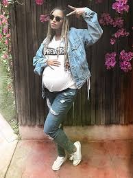 Beyoncé just shared the first photo of her twins. Beyonce Twins Birth Has The Star Already Given Birth Flare