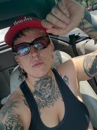 Lillian (@lilliancash) • Instagram photos and videos