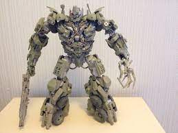 27312067d1343940650 Transformers Dotm Leader Class Megatron Custom Photo 67 Jpg 1 632 1 224 Pixels Custom Photo Lion Sculpture Sculpture