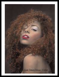 Medium Prismacolor Premier & Marco Raffine pencils