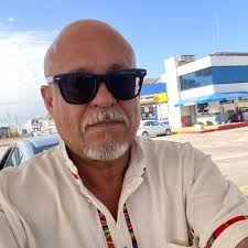 What are the steps to troubleshoot a blank screen