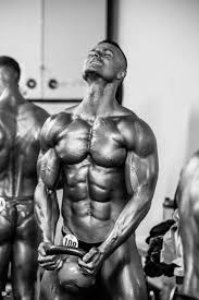 I Limiti Di Crescita Muscolare E Definizione Nel Natural Body Building Sustainable Body Building
