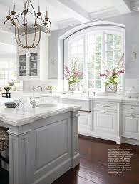 Are antique white cabinets still in style. 32 Best Antique White Kitchen Cabinets For 2021 Decor Home Ideas Antique White Kitchen Antique White Kitchen Cabinets Kitchen Design