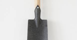 mini beche manche 80cm dewit outils de jardin